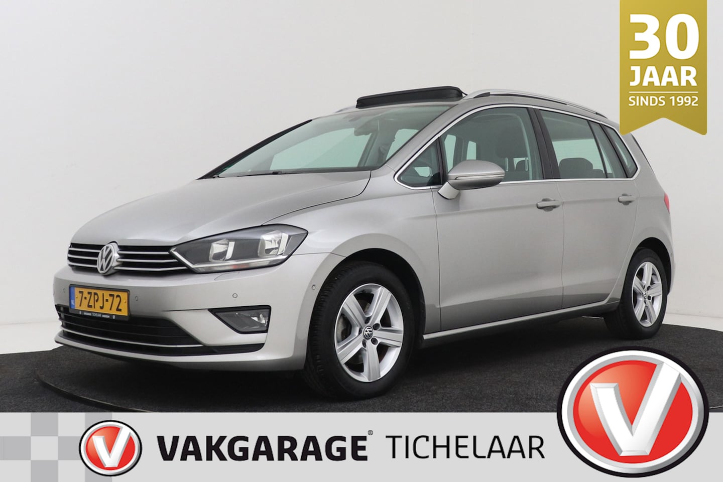 Volkswagen Golf Sportsvan - 1.4 TSI Highline | Automaat | Panoramadak | Uitklap Trekhaak | Camera | Org NL | Volledig - AutoWereld.nl