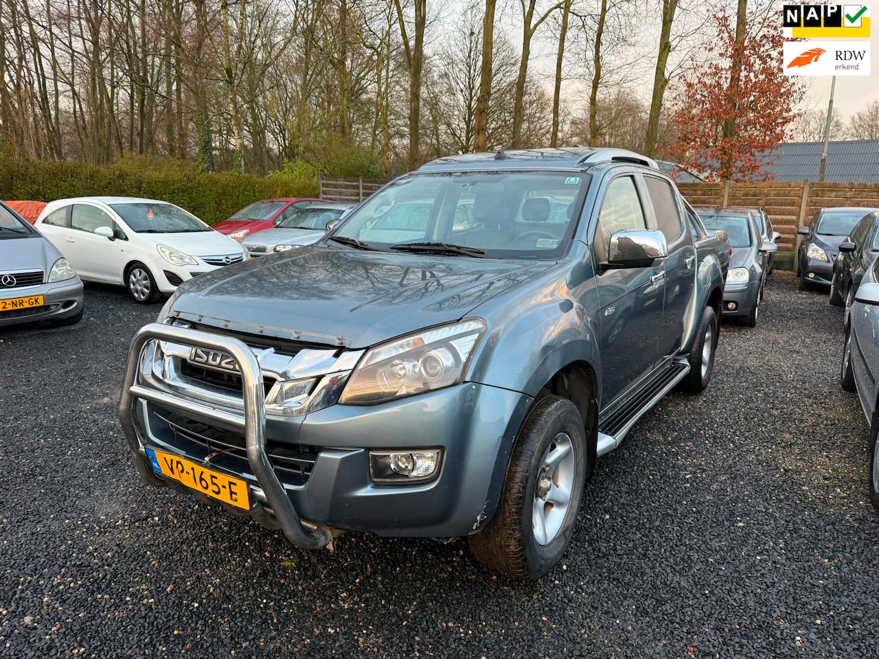 Isuzu D-Max - 2.5 Extended Cab 5-PERS LS AUT 4X4 ECC NAVI LMV *MOTORSCHADE* - AutoWereld.nl