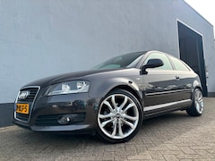 Audi A3 - 1.8 TFSI Ambition Pro Line S-Line - Cruise Control