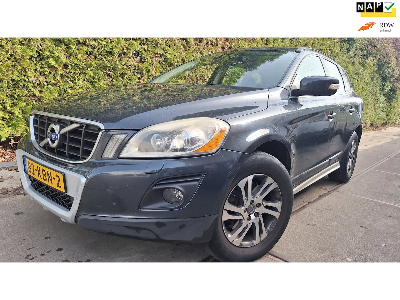 Volvo XC60 - 2.4 D5 AWD Momentum - AutoWereld.nl