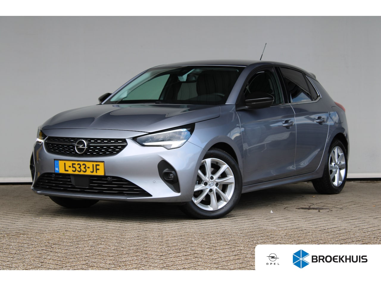 Opel Corsa - 1.2 Elegance | Achterbank in delen neerklapbaar | Achteruitrijcamera | Airco - AutoWereld.nl
