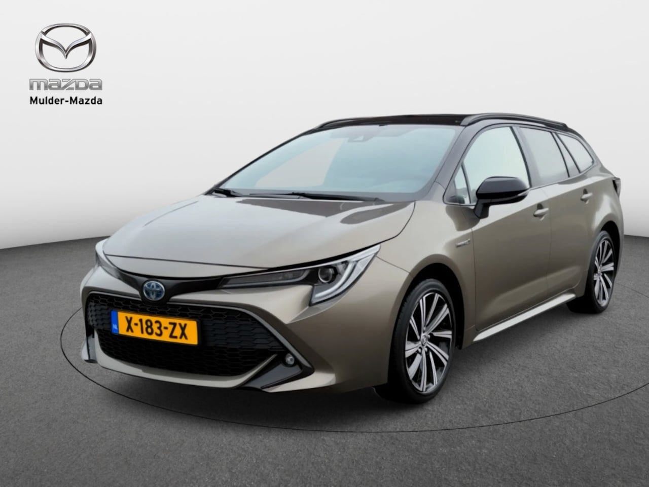 Toyota Corolla Touring Sports - 1.8 Hybrid Executive | Carplay | Adaptive cruise | Camera - AutoWereld.nl