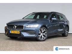 Volvo V60 - 2.0 B4 Core | Adaptieve cruise control | Elektrische uitklapbare trekhaak | Dodehoek-detec
