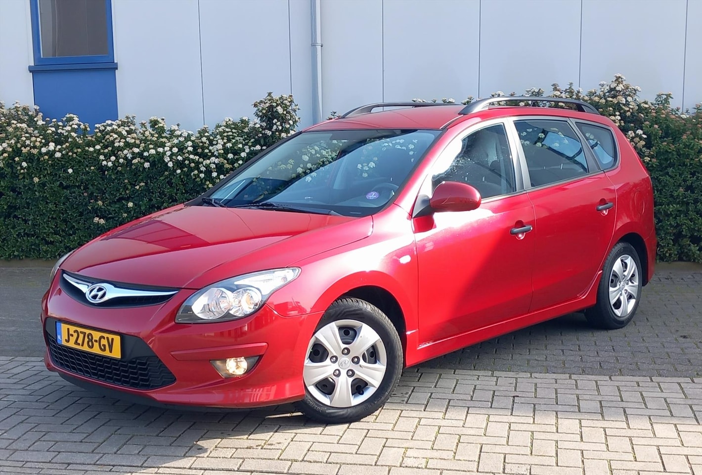 Hyundai i30 Wagon - 1.4 i Drive Cool - AutoWereld.nl