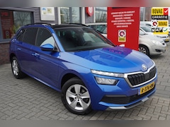 Skoda Kamiq - 1.0 TSI Sport Business / Pano / Camera / Carplay / Cruise control / Trekhaak