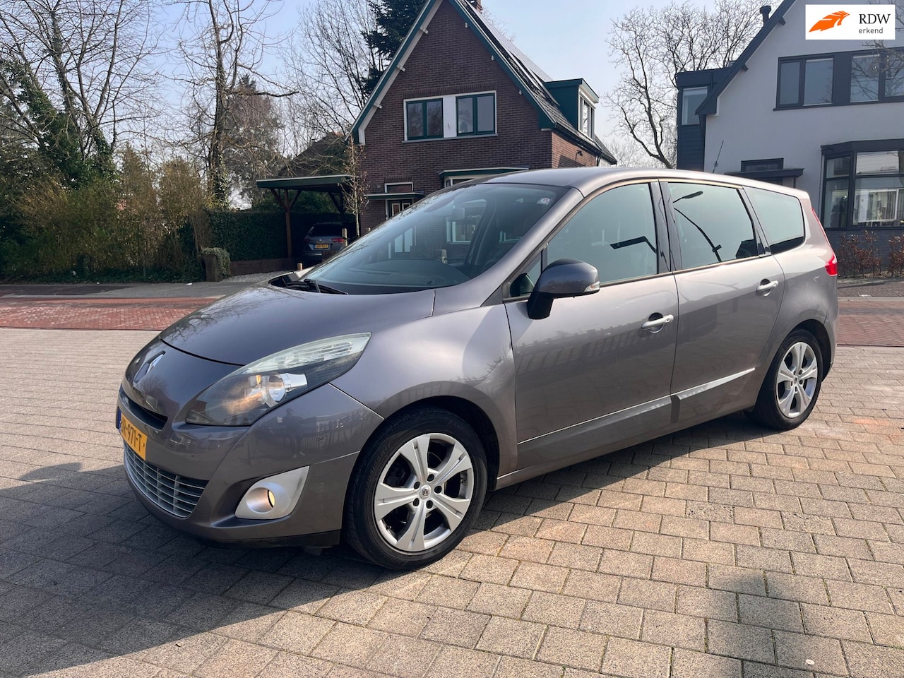 Renault Grand Scénic - 1.4 TCe Ecc Navi Isofix Nwe APK LM Schade Export - AutoWereld.nl