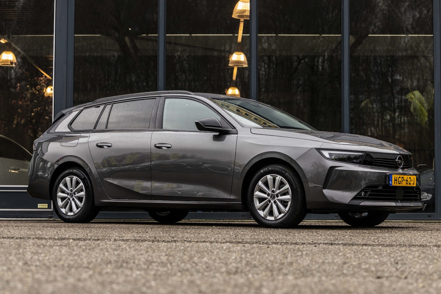 Opel Astra Sports Tourer - 1.2 Turbo Business Edition 1.2 Turbo Business Edition - AutoWereld.nl