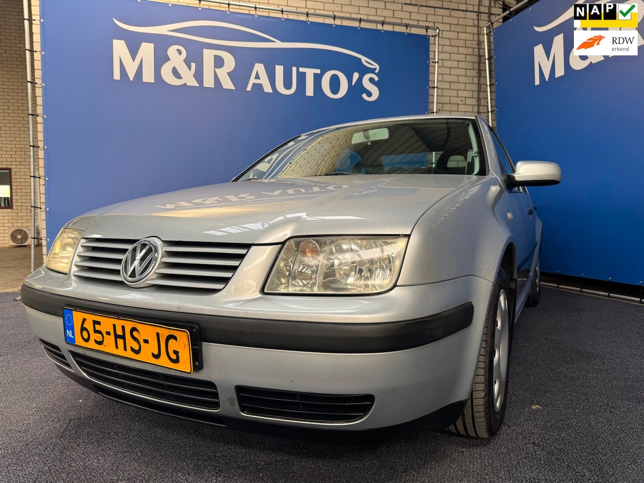 Volkswagen Bora - 1.6-16V 1.6-16V Nieuwe APK - AutoWereld.nl