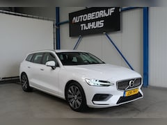 Volvo V60 - 2.0 T6 Recharge AWD Inscription - Airco, Cruise, PDC, Camera, Carplay, Trekhaak