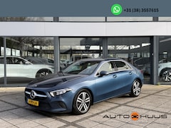 Mercedes-Benz A-klasse - Aut. 180d Business Sol. Luxury Line | Navi | Camera | Sfeer Verlichting |