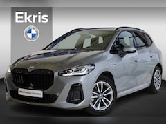BMW 2-serie Active Tourer - 225e xDrive M Sportpakket | Elektrische Trekhaak | Comfort Access | Head-Up
