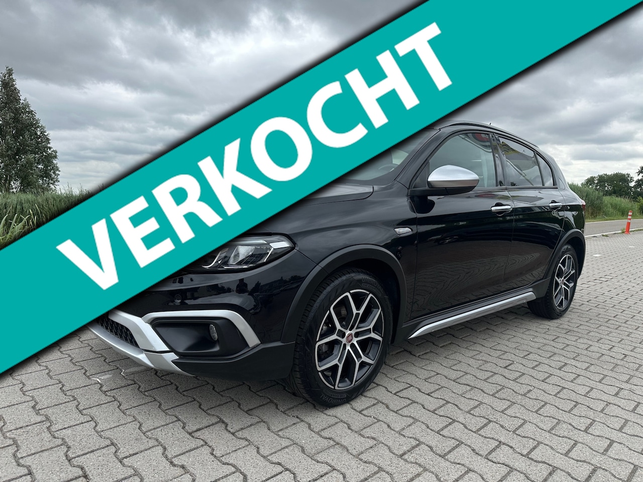 Fiat Tipo Cross - 1.0 Cross Carplay, camera, Navi, PDC, Cruisecontrol - AutoWereld.nl