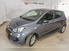 Hyundai i10 - 1.0i Premium, cruise control, climate control