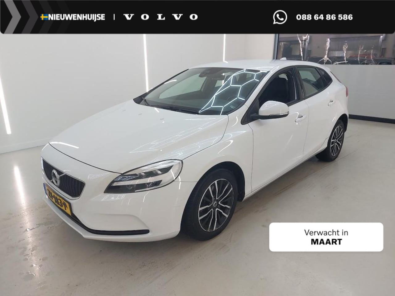 Volvo V40 - 1.5 T2 Polar+ | Cruise Control | Lederen Bekleding | Stoelverwarming | Navigatie | - AutoWereld.nl