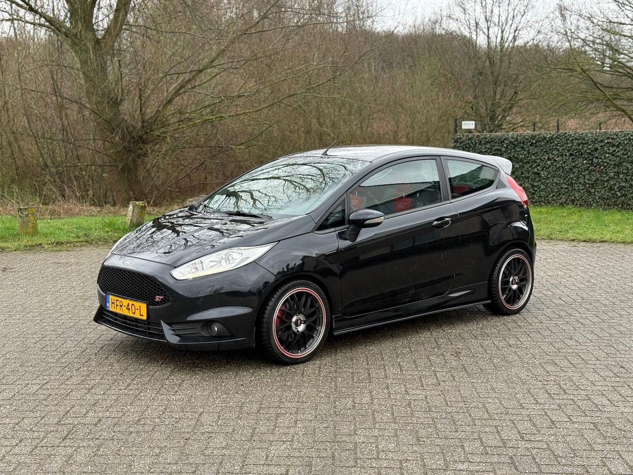 Ford Fiesta - 1.6 ST2 CRUISE I 182PK I CLIMA I PDC I BLUETOOTH I LEUKE AUTO - AutoWereld.nl