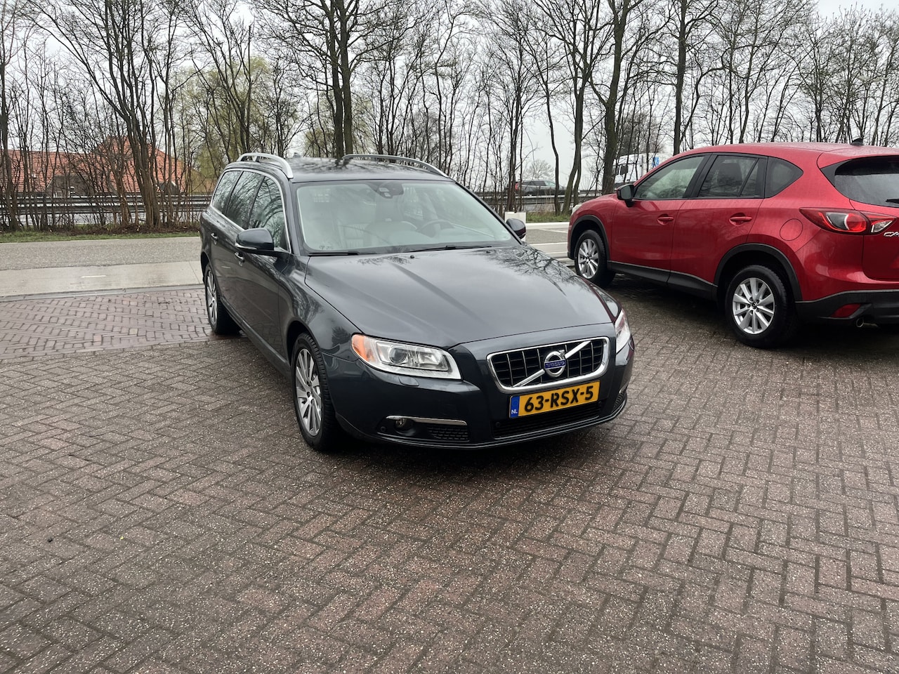 Volvo V70 - 1.6 T4 Limited Edition OPEN DAK AUTOMAAT TREKHAAK STOELVERWARMING LEER - AutoWereld.nl