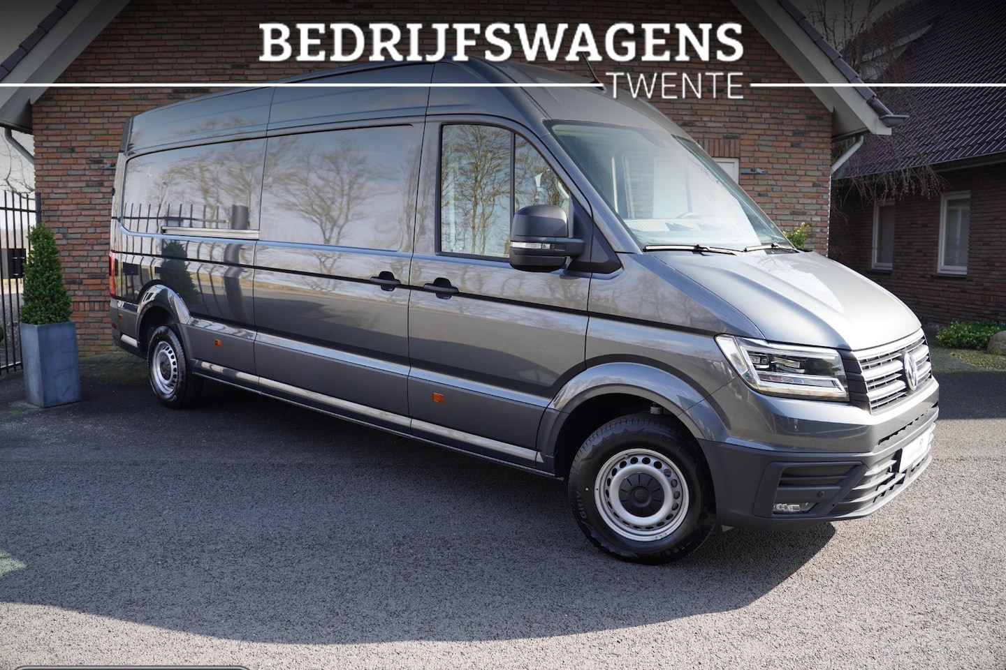 Volkswagen Crafter - 35 2.0 TDI 177PK Automaat L4H3 Ergocomfort stoel LED NAVI - AutoWereld.nl
