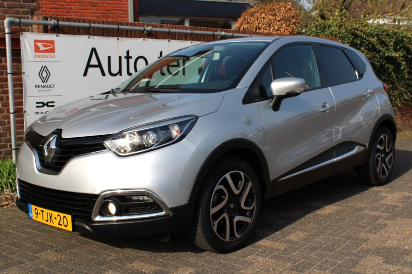 Renault Captur - TCe 120 pk Dynamique EDC AUTOMAAT trekhaak/Pack City Camera - AutoWereld.nl
