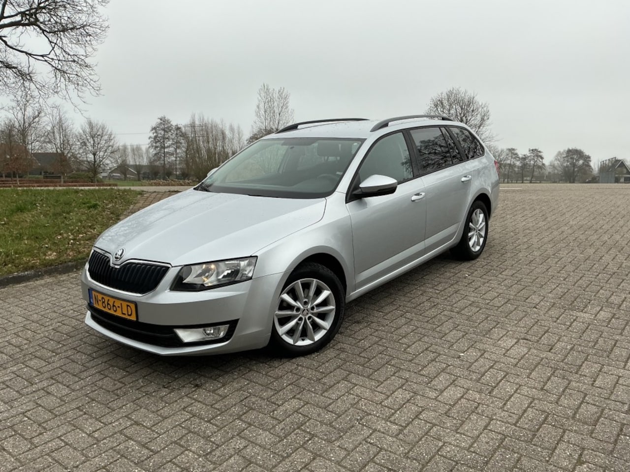 Skoda Octavia - 1.2 TSI GRT AMBITION - AutoWereld.nl