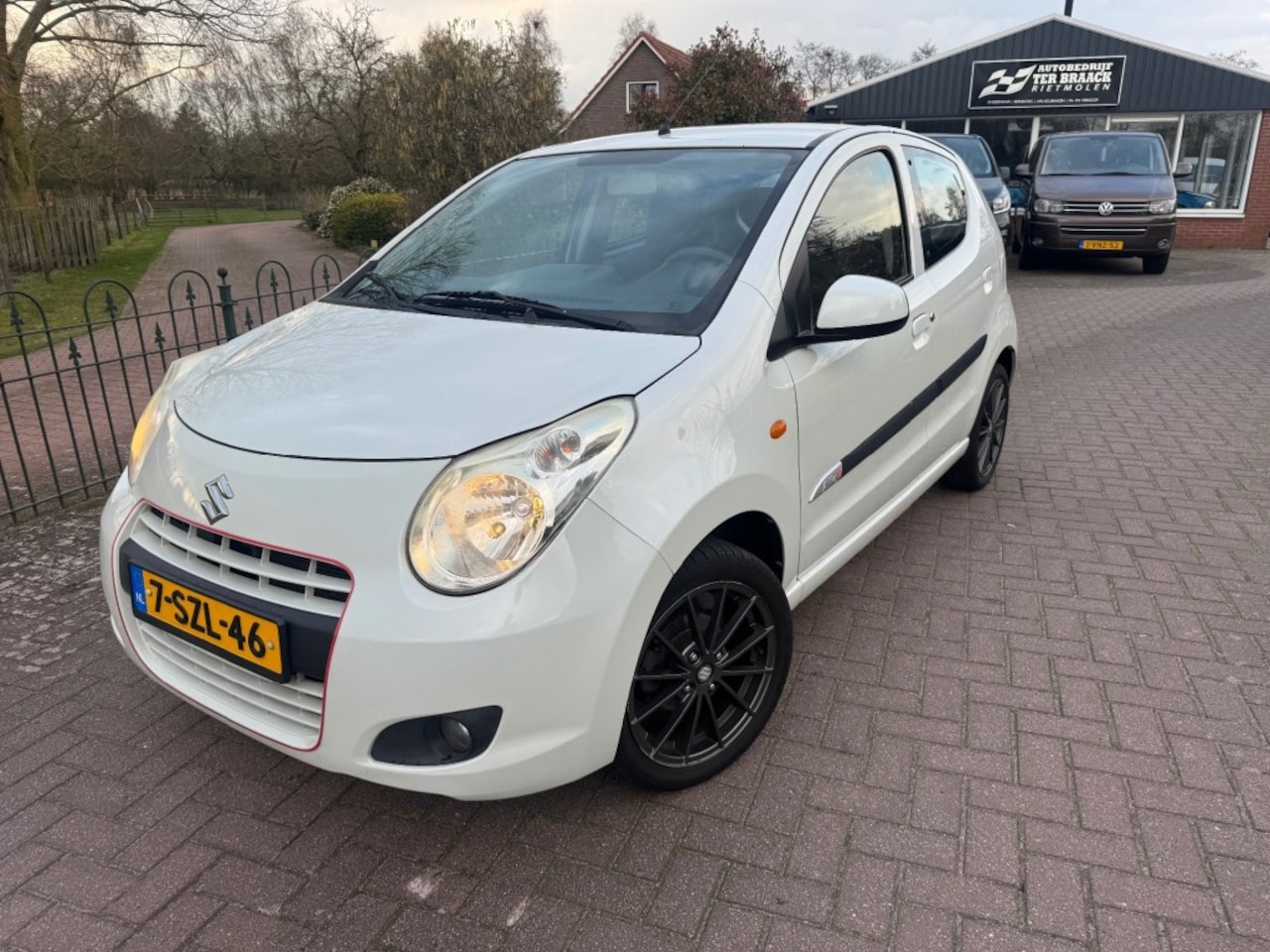 Suzuki Alto - *Sport*Airco*Bluetooth - AutoWereld.nl