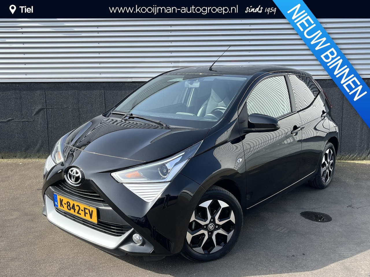 Toyota Aygo - 1.0 VVT-i x-joy Apple Carplay en/of Android auto Navigatie, LMV, Privacy glass, Electronic - AutoWereld.nl