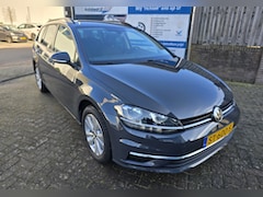 Volkswagen Golf - 1.0 TSI Comfortline / Wagon / Autom. / Navi / PDC / Cruise / Climate