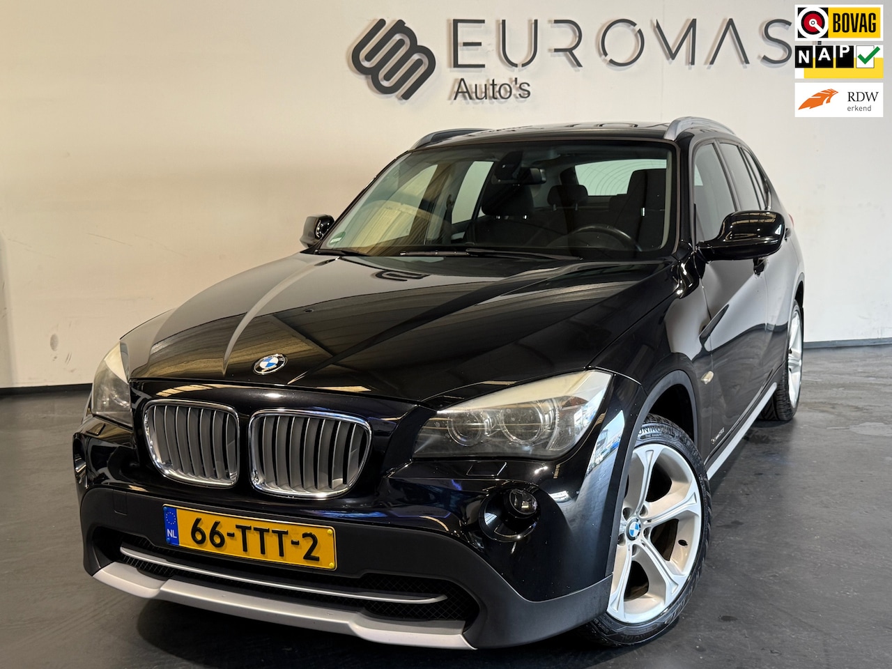 BMW X1 - SDrive20i Business Automaat Panoramadak Navi Cruise Pdc Stoelverwarming Nieuwe Apk - AutoWereld.nl
