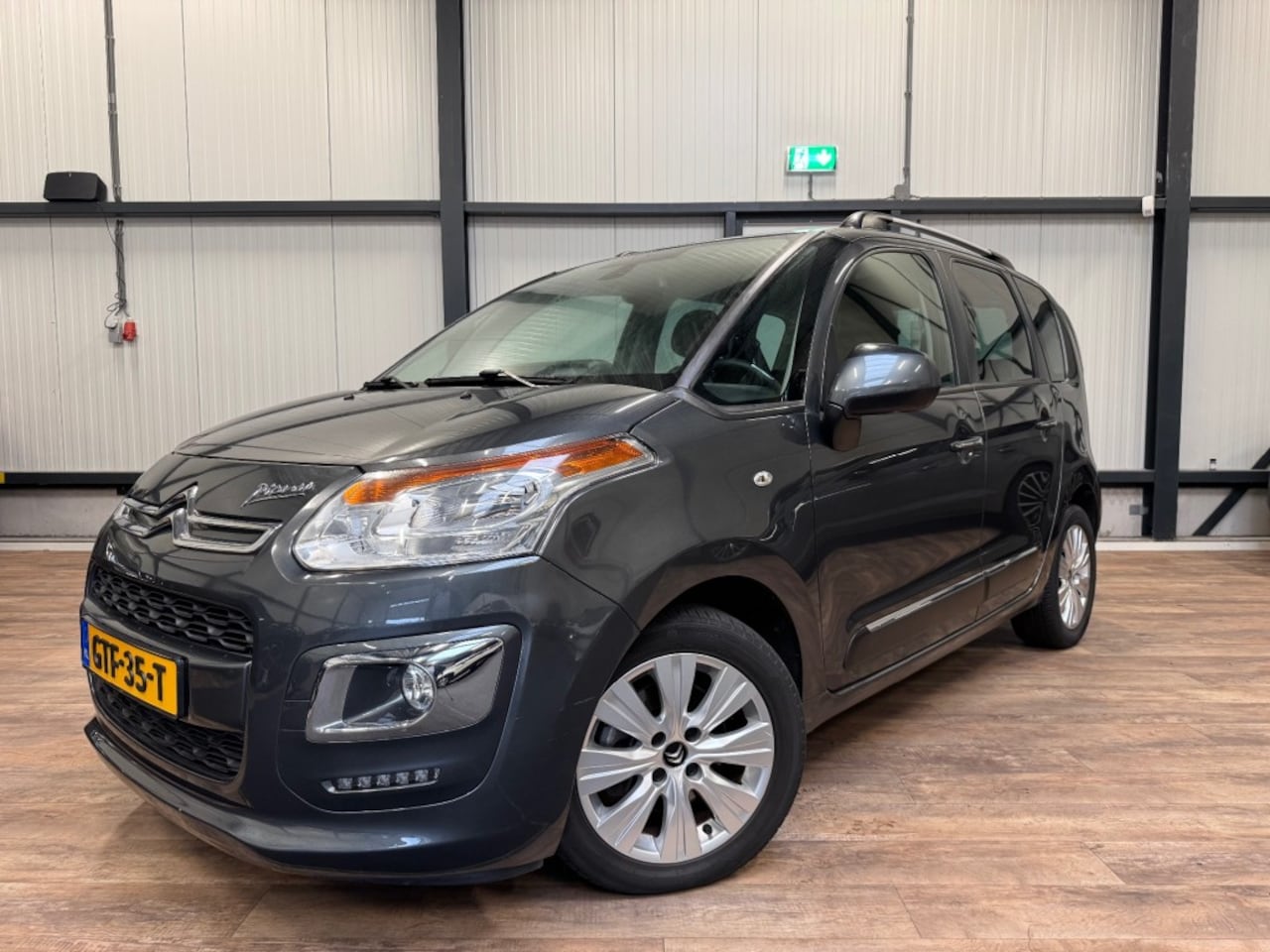 Citroën C3 Picasso - 1.2 PureTech Exclusive / CLIMA / CRUISE / PDC / LM-Velgen - AutoWereld.nl