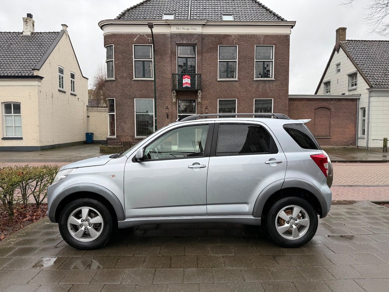 Daihatsu Terios - 1.5-16v Adventure 4X4 NAVI AIRCO NIEUWE KOPPELING REVISIE BAK - AutoWereld.nl