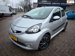 Toyota Aygo - 1.0-12V *NW. APK*5DRS*ELEKTR. RAMEN*STUURBEKR.*TOEREN TELLER