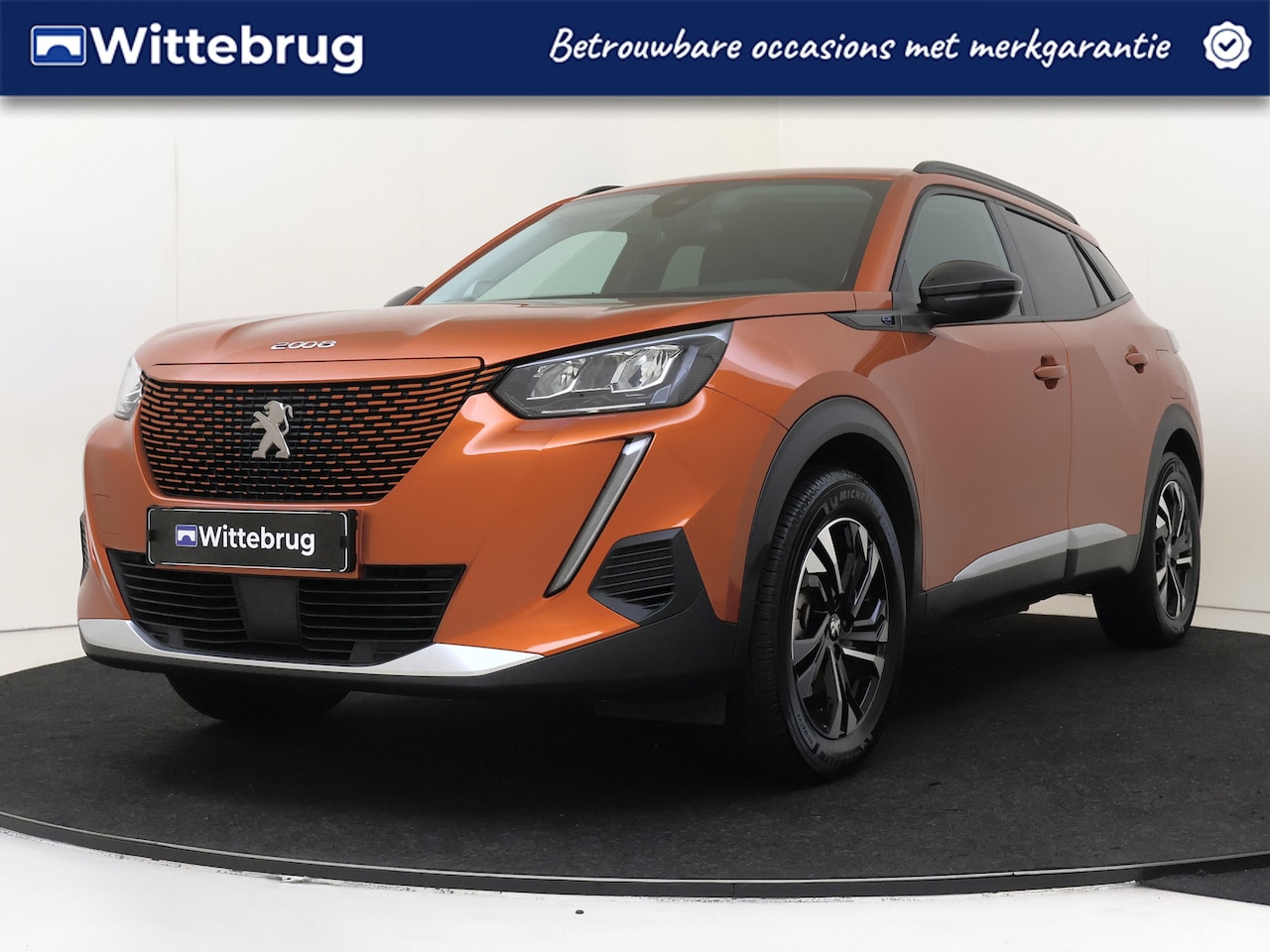 Peugeot e-2008 - EV Allure 50 kWh | Carplay | Keyless Start | Clima | Parkeerhulp | - AutoWereld.nl