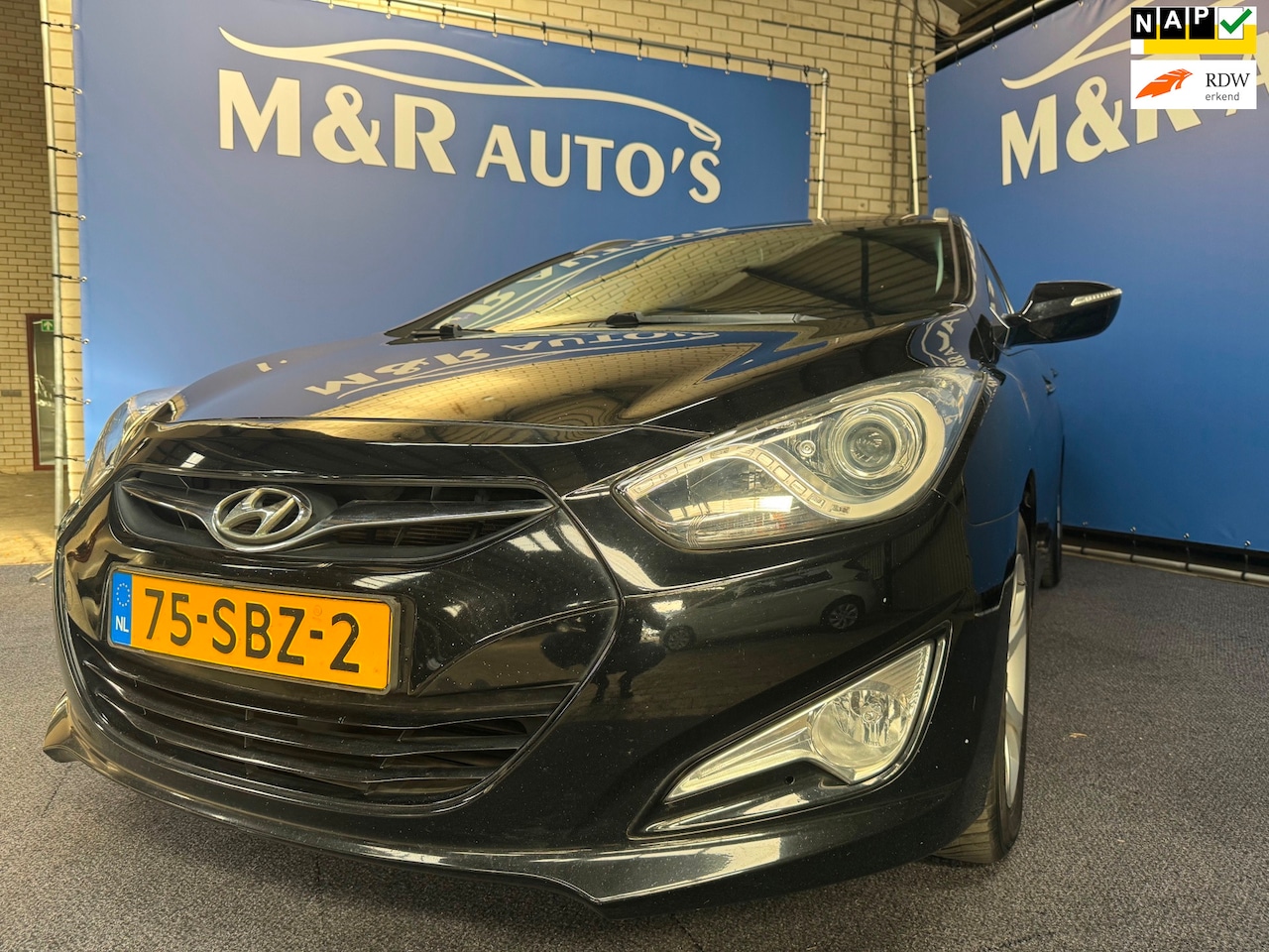 Hyundai i40 Wagon - 1.6 GDI Blue i-Vision 1.6 GDI Blue i-Vision Nieuwe APK - AutoWereld.nl
