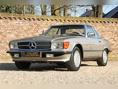 Mercedes-Benz SL-klasse Cabrio - 560 "Less than 31.000 miles" In pristine condition, European optics by off.Mercedes Benz d