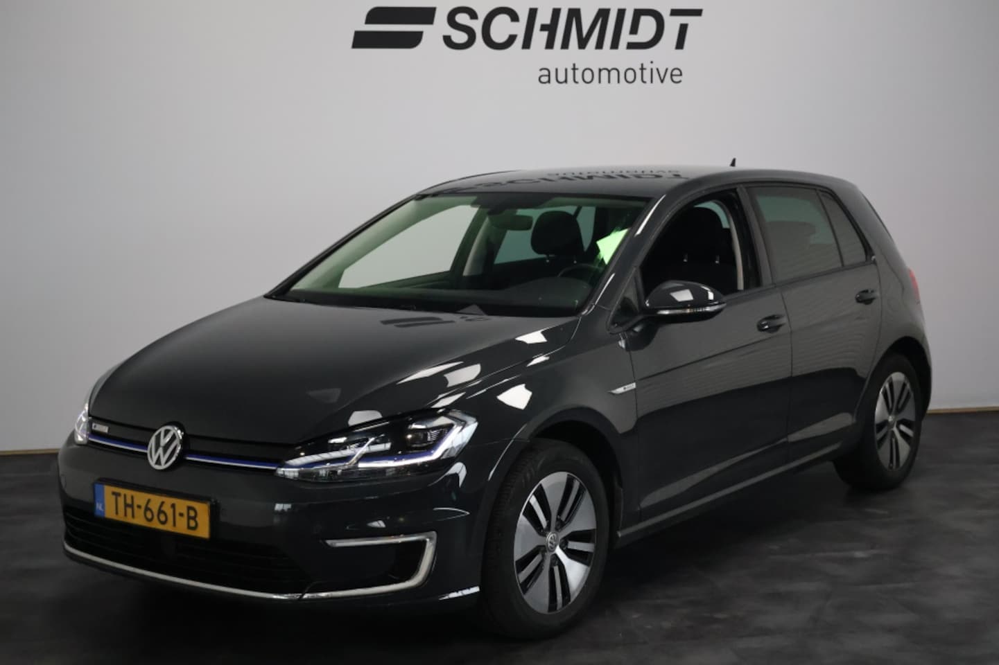 Volkswagen e-Golf - e-Golf 36kwh LED | ACC | Apple Carplay | Navigatie - AutoWereld.nl