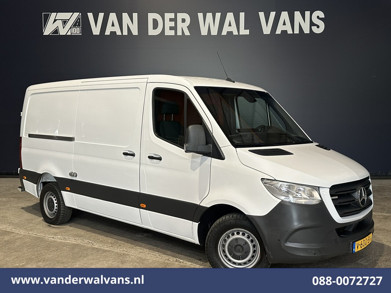 Mercedes-Benz Sprinter - 316 CDI 163pk Achterwielaandrijving L2H1 inrichting Euro6 Airco | 2800kg Trekhaak | Camera - AutoWereld.nl