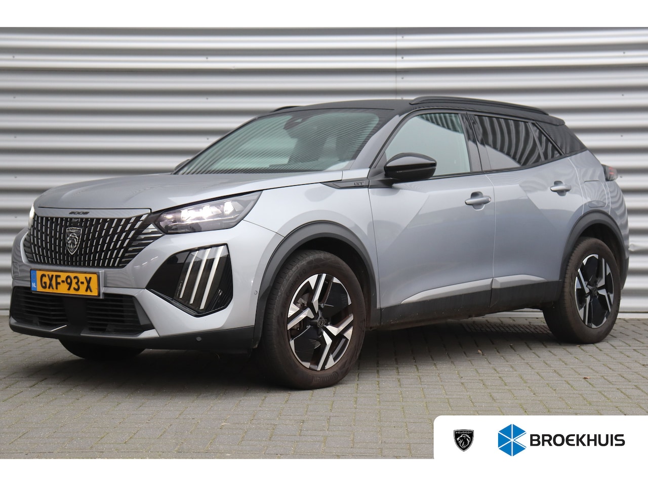 Peugeot 2008 - 1.2 PURETECH 130PK GT PACK AUTOMAAT / NAVI / LEDER / CLIMA / LED / PDC / 17" LMV / KEYLESS - AutoWereld.nl