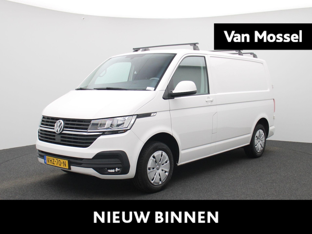 Volkswagen Transporter - 2.0 TDI L1H1 26 | Apple Carplay/Android Auto | Airco | Parkeersensoren | - AutoWereld.nl