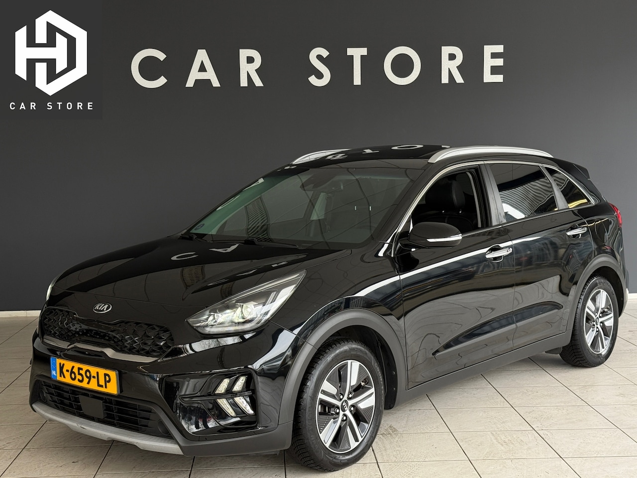 Kia Niro - 1.6 GDi Hybrid ExecutiveLine Schuifdak|Stoelventilatie|Keyless|Trekhaak - AutoWereld.nl