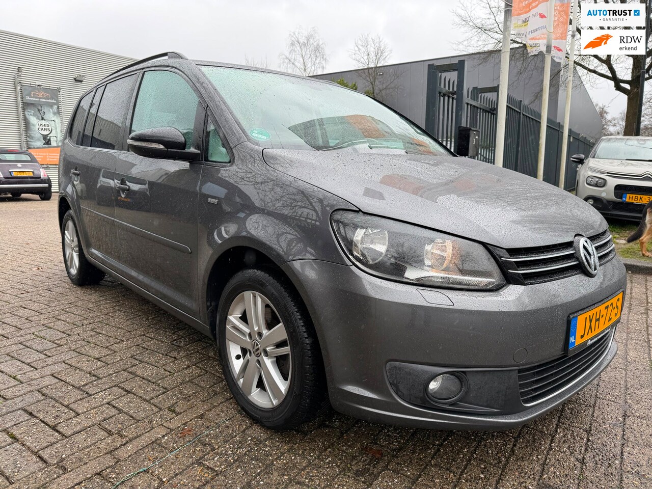 Volkswagen Touran - 1.2 TSI Highline BlueMotion camera, trekhaak, cruise controle, ele pakket multi-stuur, sto - AutoWereld.nl