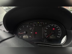 Volkswagen Polo - 1.2-12V Trendline