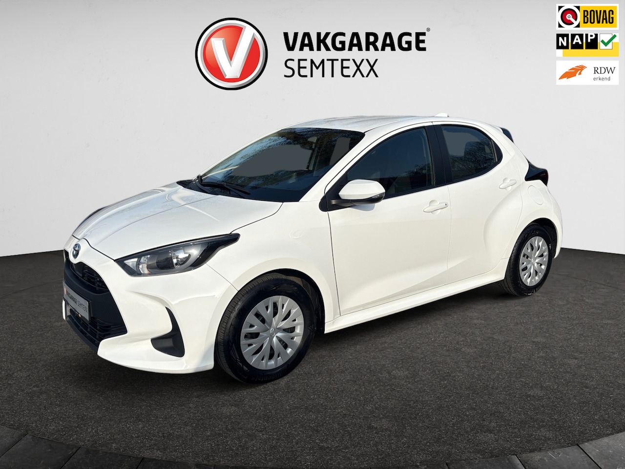 Toyota Yaris - 1.5 Hybrid Active | Automaat | Org NL | 2de Eig | Clima | Camera | Cruise | Navi | Lane As - AutoWereld.nl