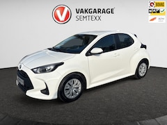 Toyota Yaris - 1.5 Hybrid Active | Automaat | Org NL | 2de Eig | Clima | Camera | Cruise | Navi | Lane As