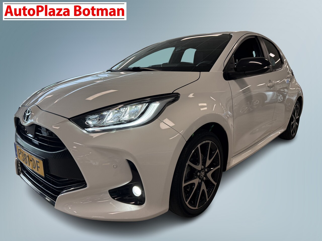 Toyota Yaris - 1.5 Hybrid Executive 1.5 Hybrid Executive - AutoWereld.nl