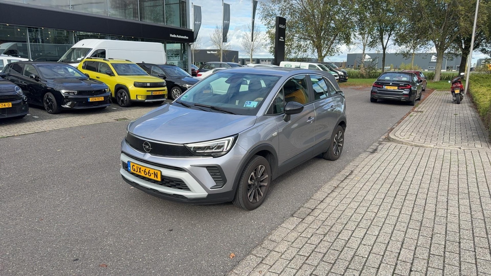 Opel Crossland - 1.2 Turbo Elegance Automaat | Airco | Cruisecontrol | Camera | LM velgen | Carplay | AGR c - AutoWereld.nl