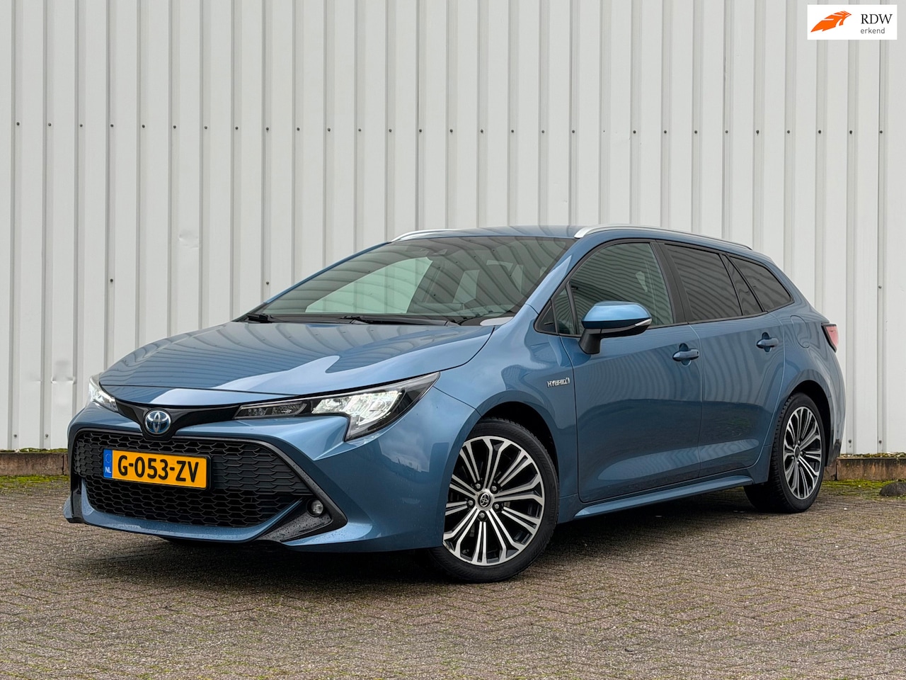 Toyota Corolla Touring Sports - 1.8 Hybrid Dynamic|Keyless|Carplay|Stoelverwarming|Adaptive - AutoWereld.nl