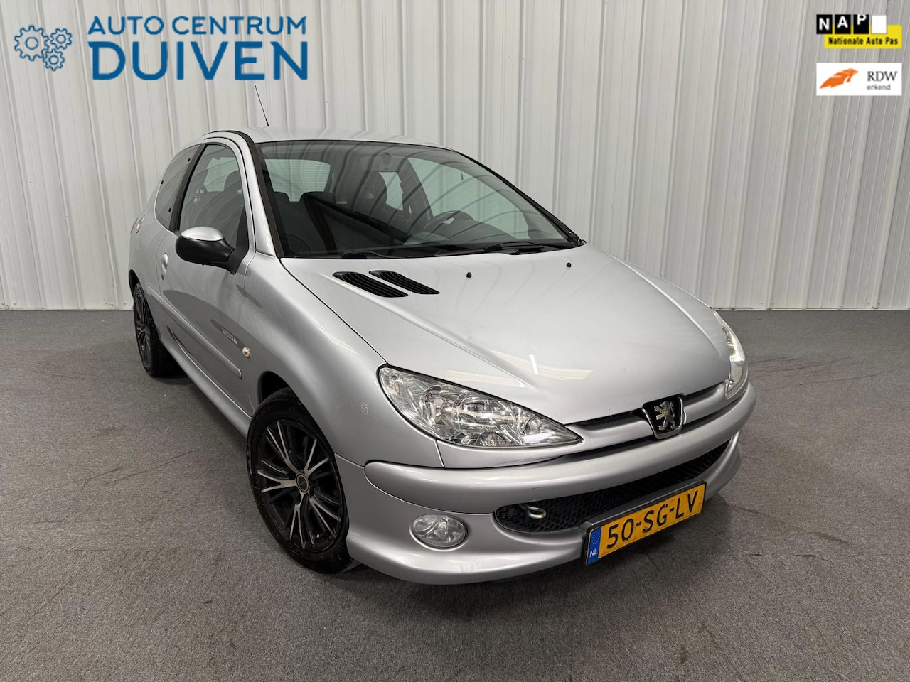 Peugeot 206 - 1.4 Quiksilver | APK | Airco | NAP - AutoWereld.nl