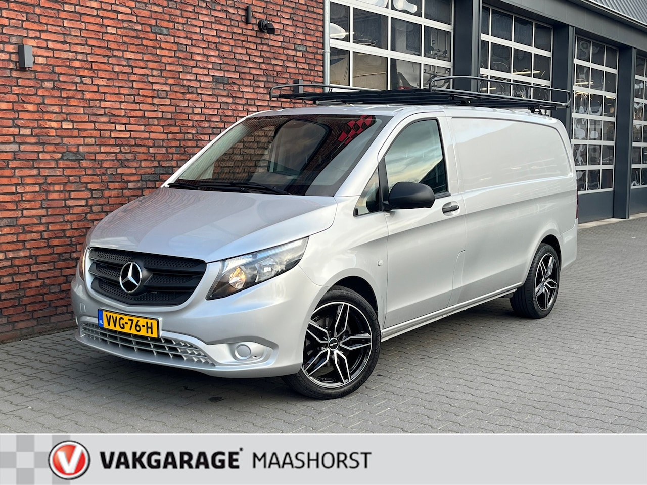 Mercedes-Benz Vito - 114 CDI Lang Imperiaal/Inbouwkast/Airco/Cruise/Trekhaak/LM-19" - AutoWereld.nl