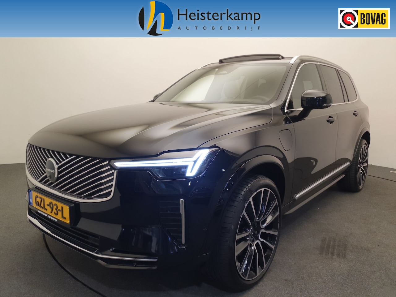 Volvo XC90 - 2.0 T8 Plug-in hybrid AWD Ultra Bright Heico, Executive edition, Trekhaak - AutoWereld.nl