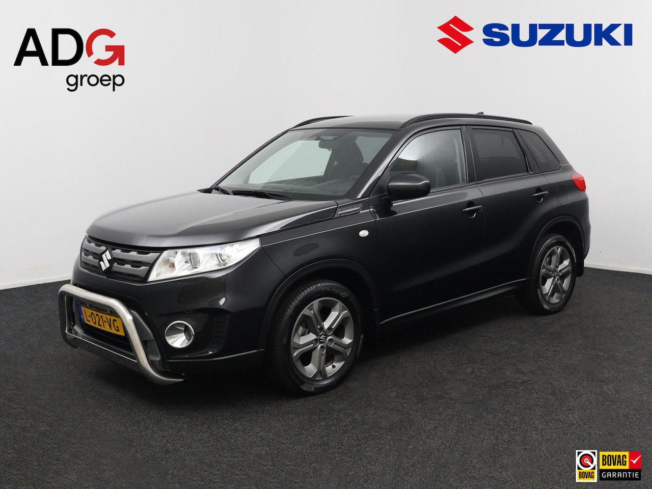 Suzuki Vitara - 1.6 Exclusive Allgrip Automaat | 4X4 | Navigatie | Trekhaak | Parkeersensoren Achter | Sto - AutoWereld.nl