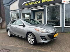 Mazda 3 - 3 1.6 S / NAVI/ AIRCO/ PDC/ CRUISE/ XENON/ 16 INCH/ AUX